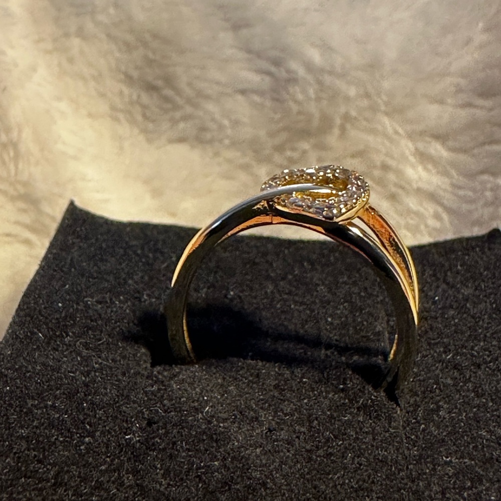 CZ Heart shape size 7 ring 14 K Gold over Sterling Silver. - Picture 2 of 4